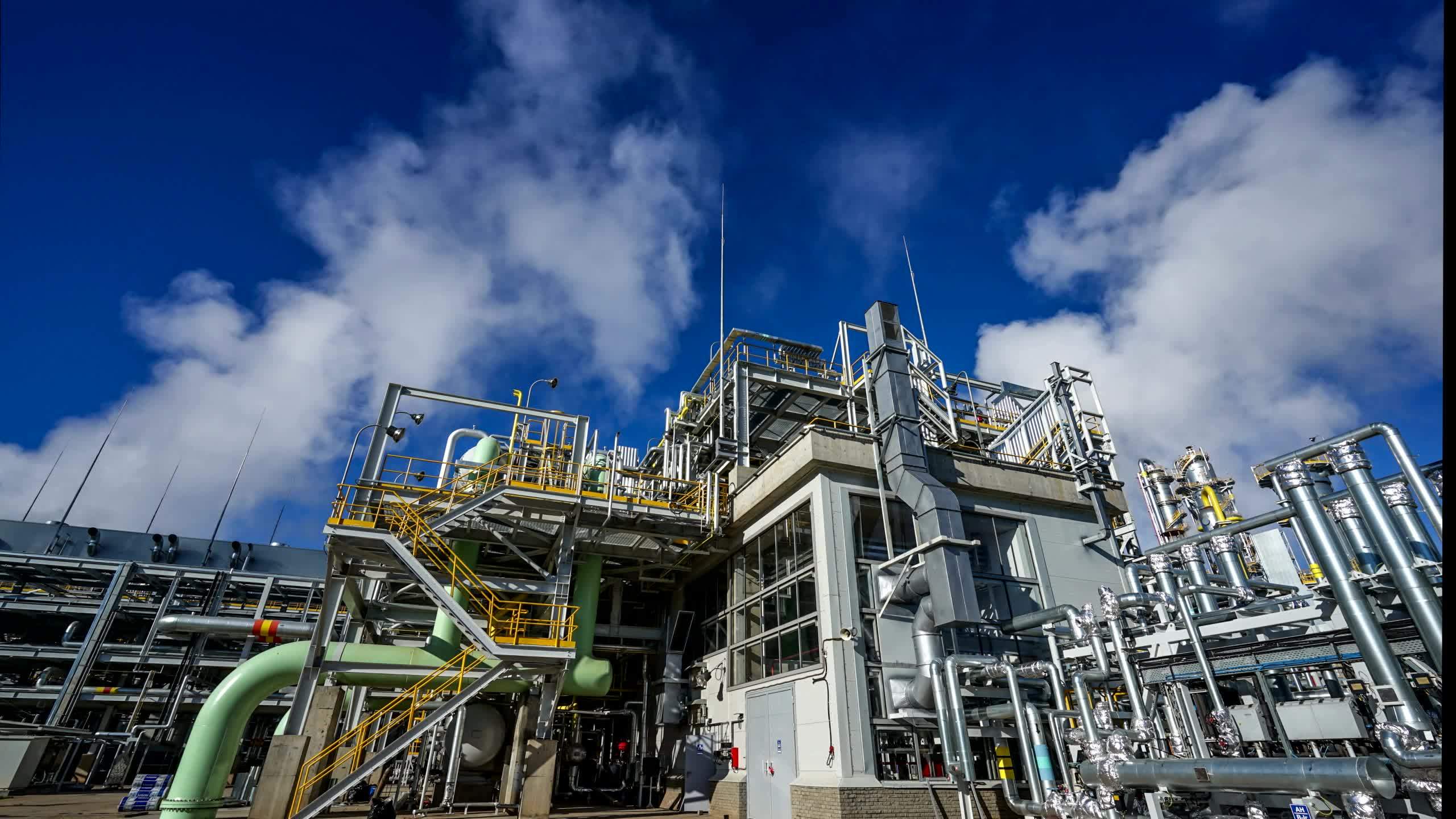 1635840638871041777.jpg 化工廠人員定位系統(tǒng).jpg